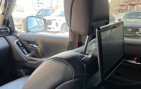 Toyota Land Cruiser, 2022 год, 11 000 000 рублей, 5 фотография
