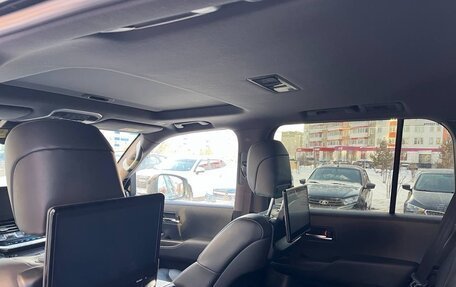 Toyota Land Cruiser, 2022 год, 11 000 000 рублей, 6 фотография