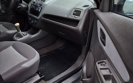 Chevrolet Cobalt II, 2013 год, 670 000 рублей, 21 фотография