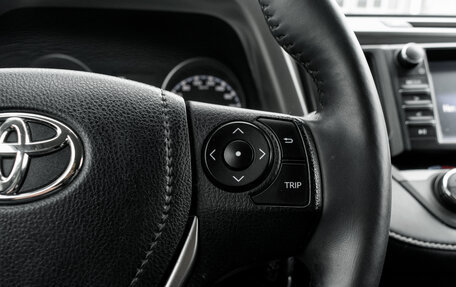 Toyota RAV4, 2016 год, 2 183 000 рублей, 15 фотография