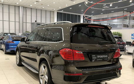 Mercedes-Benz GL-Класс, 2015 год, 3 550 000 рублей, 11 фотография