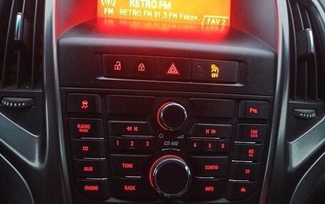 Opel Astra J, 2011 год, 489 000 рублей, 14 фотография