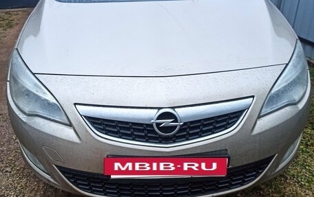 Opel Astra J, 2011 год, 489 000 рублей, 4 фотография