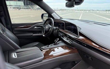 Cadillac Escalade V, 2021 год, 12 000 000 рублей, 14 фотография