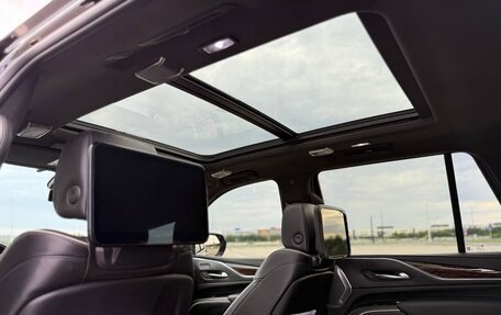 Cadillac Escalade V, 2021 год, 12 000 000 рублей, 19 фотография