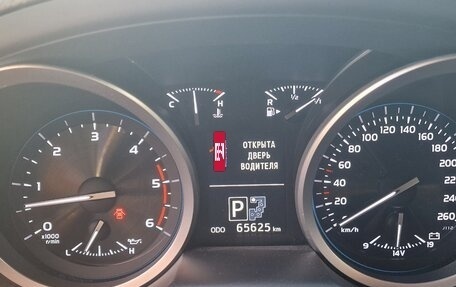 Toyota Land Cruiser 200, 2014 год, 6 500 000 рублей, 7 фотография