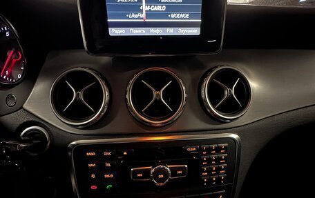 Mercedes-Benz GLA, 2015 год, 2 088 000 рублей, 11 фотография