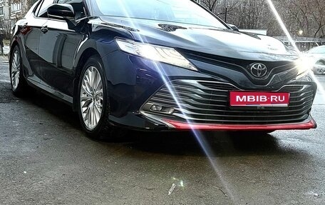 Toyota Camry, 2019 год, 2 570 000 рублей, 1 фотография