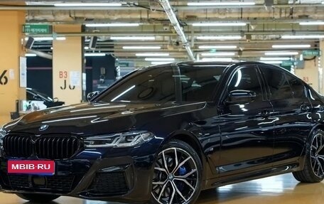 BMW 5 серия, 2022 год, 5 990 000 рублей, 1 фотография