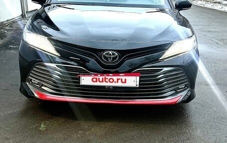 Toyota Camry, 2019 год, 2 570 000 рублей, 2 фотография