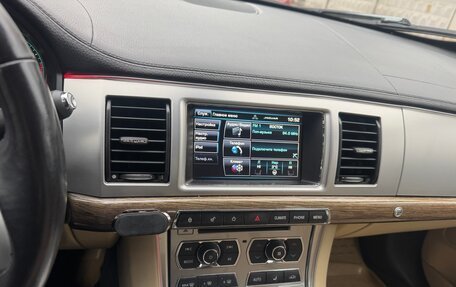 Jaguar XF I рестайлинг, 2013 год, 1 360 000 рублей, 16 фотография