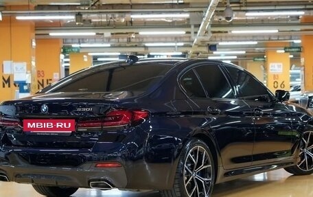 BMW 5 серия, 2022 год, 5 990 000 рублей, 3 фотография
