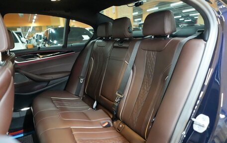 BMW 5 серия, 2022 год, 5 990 000 рублей, 8 фотография