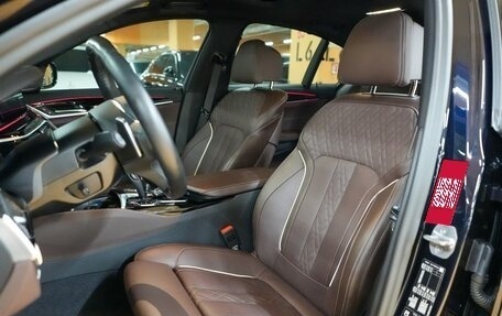 BMW 5 серия, 2022 год, 5 990 000 рублей, 16 фотография