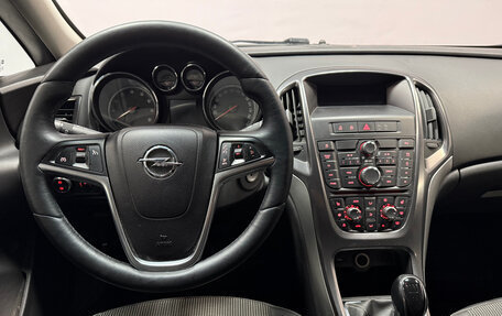 Opel Astra J, 2011 год, 569 000 рублей, 6 фотография