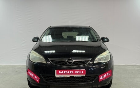 Opel Astra J, 2011 год, 569 000 рублей, 2 фотография