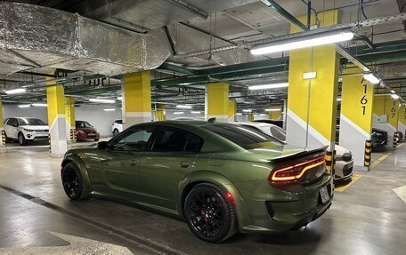 Dodge Charger, 2018 год, 6 000 000 рублей, 2 фотография