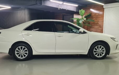 Toyota Camry, 2016 год, 1 900 000 рублей, 2 фотография