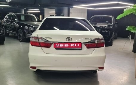 Toyota Camry, 2016 год, 1 900 000 рублей, 7 фотография