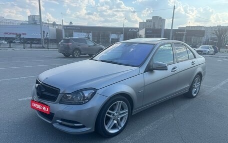 Mercedes-Benz C-Класс, 2012 год, 1 400 000 рублей, 2 фотография