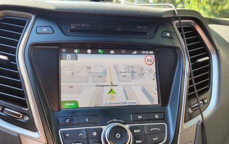 Hyundai Santa Fe III рестайлинг, 2012 год, 1 760 000 рублей, 12 фотография