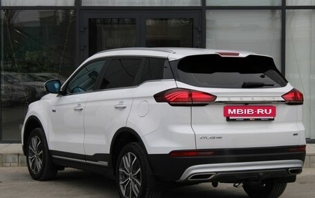 Geely Atlas, 2023 год, 2 060 000 рублей, 9 фотография