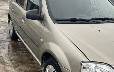 Renault Logan I, 2010 год, 610 000 рублей, 2 фотография