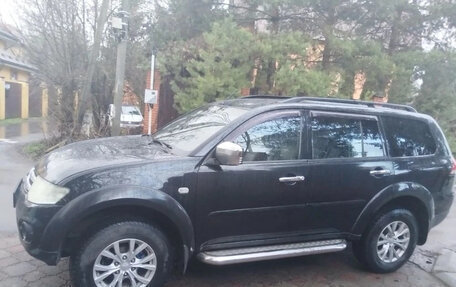 Mitsubishi Pajero Sport II рестайлинг, 2014 год, 1 406 000 рублей, 3 фотография