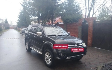 Mitsubishi Pajero Sport II рестайлинг, 2014 год, 1 406 000 рублей, 2 фотография
