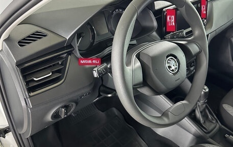 Skoda Rapid II, 2021 год, 1 250 000 рублей, 14 фотография