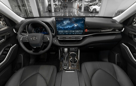 Toyota Highlander, 2025 год, 6 070 000 рублей, 8 фотография