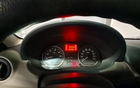 Renault Logan I, 2012 год, 700 000 рублей, 15 фотография