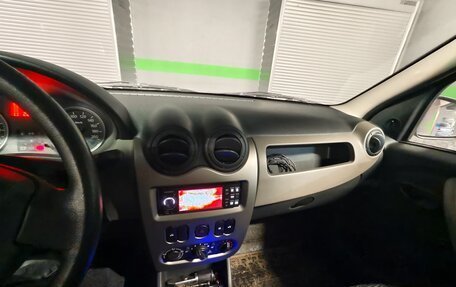 Renault Logan I, 2012 год, 700 000 рублей, 17 фотография