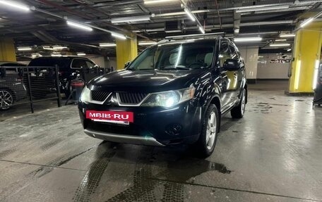 Mitsubishi Outlander III рестайлинг 3, 2008 год, 1 250 000 рублей, 14 фотография