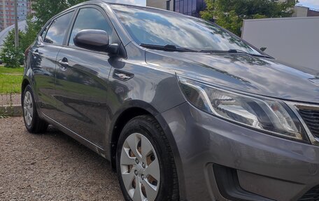 KIA Rio III рестайлинг, 2013 год, 950 000 рублей, 2 фотография