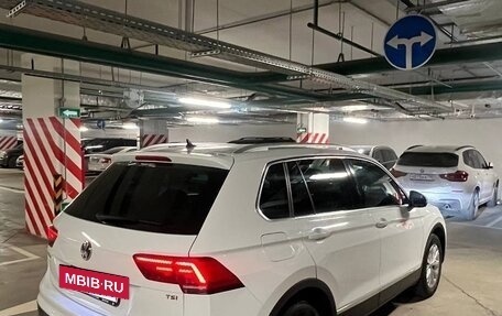 Volkswagen Tiguan II, 2017 год, 2 300 000 рублей, 7 фотография