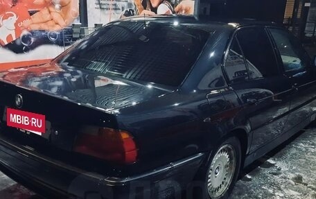 BMW 7 серия, 1997 год, 700 000 рублей, 2 фотография