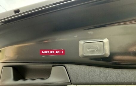 Toyota RAV4, 2021 год, 3 190 000 рублей, 26 фотография