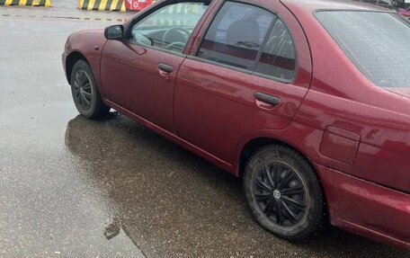 Nissan Almera, 1998 год, 200 000 рублей, 3 фотография