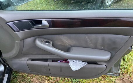 Audi A6, 2002 год, 300 000 рублей, 11 фотография