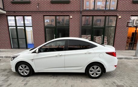 Hyundai Solaris II рестайлинг, 2015 год, 1 147 000 рублей, 2 фотография