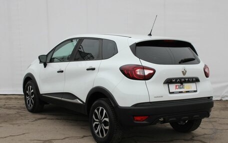 Renault Kaptur I рестайлинг, 2017 год, 1 395 000 рублей, 6 фотография