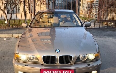 BMW 5 серия, 2002 год, 860 000 рублей, 2 фотография