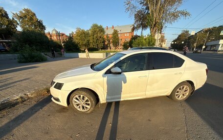 Skoda Octavia, 2020 год, 1 100 000 рублей, 6 фотография