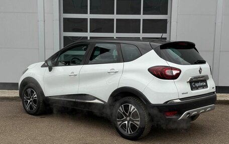 Renault Kaptur I рестайлинг, 2017 год, 1 450 000 рублей, 3 фотография