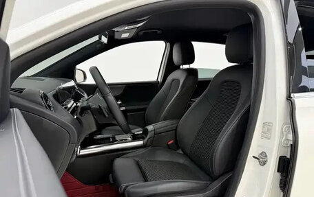 Mercedes-Benz B-Класс, 2022 год, 1 872 000 рублей, 14 фотография