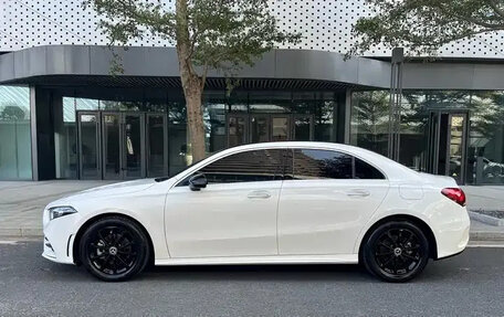 Mercedes-Benz A-Класс, 2022 год, 1 860 111 рублей, 3 фотография