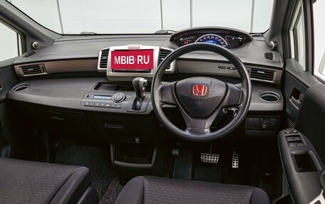 Honda Freed I, 2010 год, 1 050 000 рублей, 6 фотография