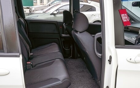 Honda Freed I, 2010 год, 1 050 000 рублей, 11 фотография