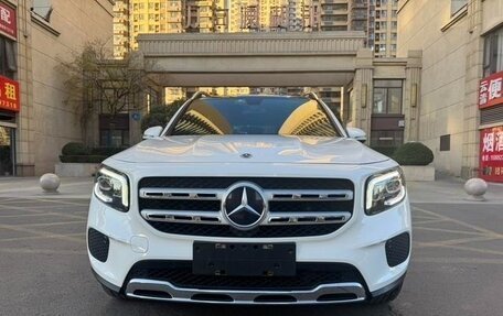 Mercedes-Benz GLB, 2021 год, 2 250 000 рублей, 1 фотография